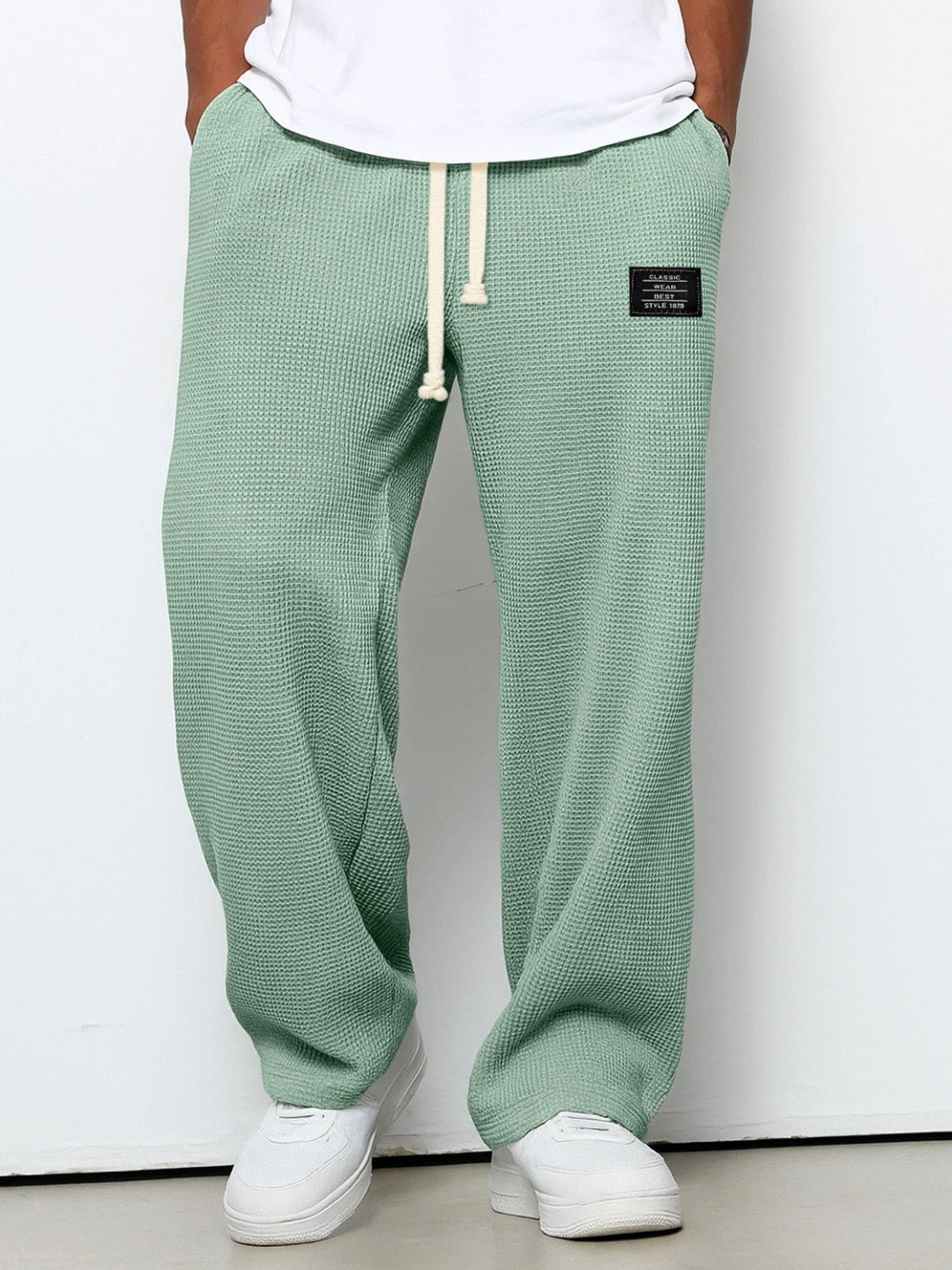 Aurora Such®| Pantalón Hombre Corte Cómodo y Elegante